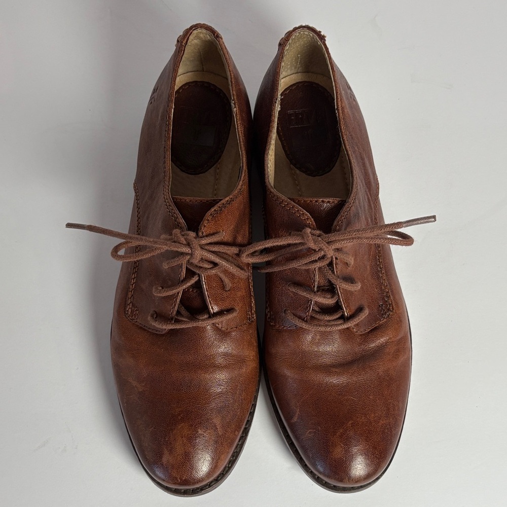 Frye Women Oxfords